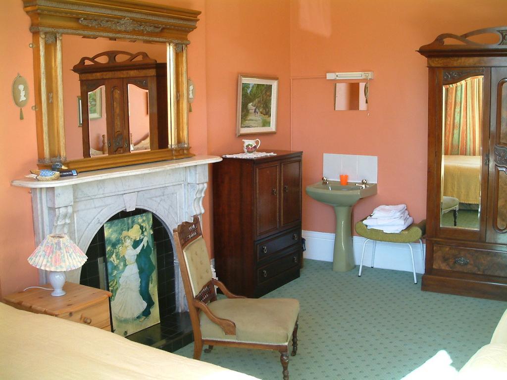 Bed and Breakfast Claremont House Dun Laoghaire Camera foto