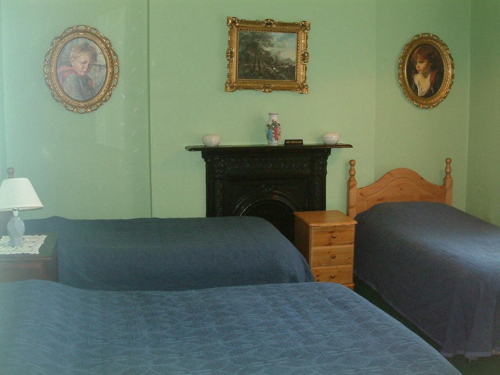 Bed and Breakfast Claremont House Dun Laoghaire Camera foto